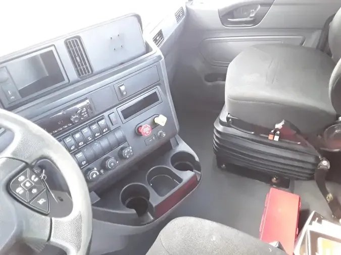 2020 NAVISTAR INTERNATIONAL LT625 DAYCAB T/A