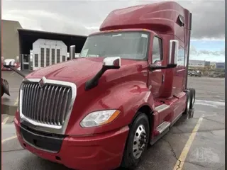 2021 INTERNATIONAL LT625