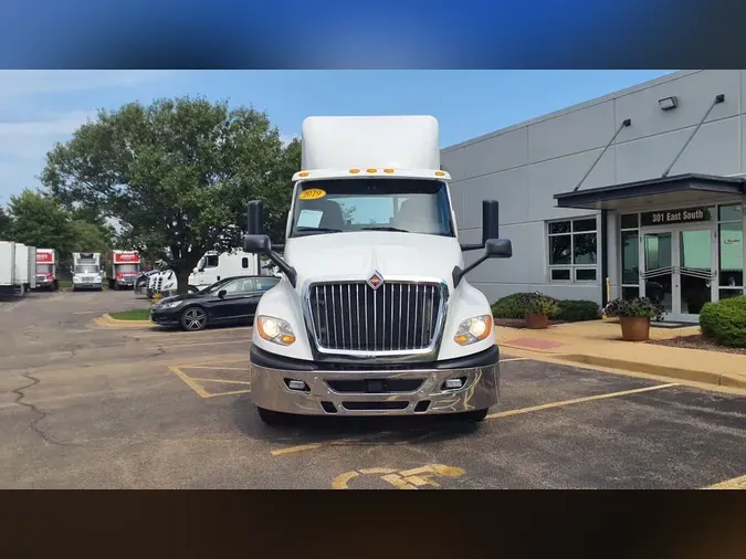 2019 NAVISTAR INTERNATIONAL LT625 DAYCAB T/A921a276d26385388f62d177a615258b6
