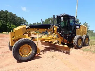 2017 Caterpillar 120M2