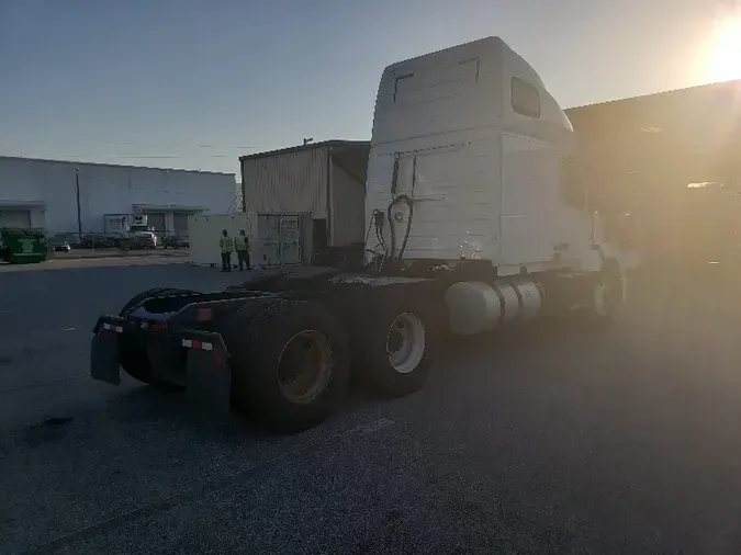 2018 Volvo VNL64670