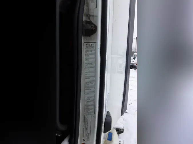 2019 Volvo VNL300922005921ffaac3d7a8438119ee56f54