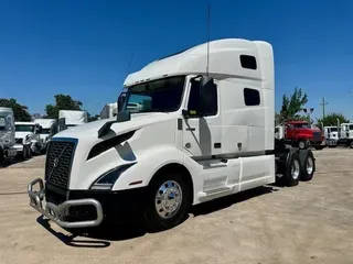 2019 VOLVO VNL64T760