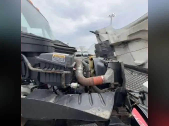 2017 NAVISTAR INTERNATIONAL 4300