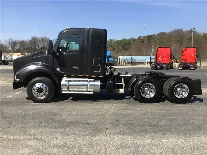 2018 KENWORTH T880