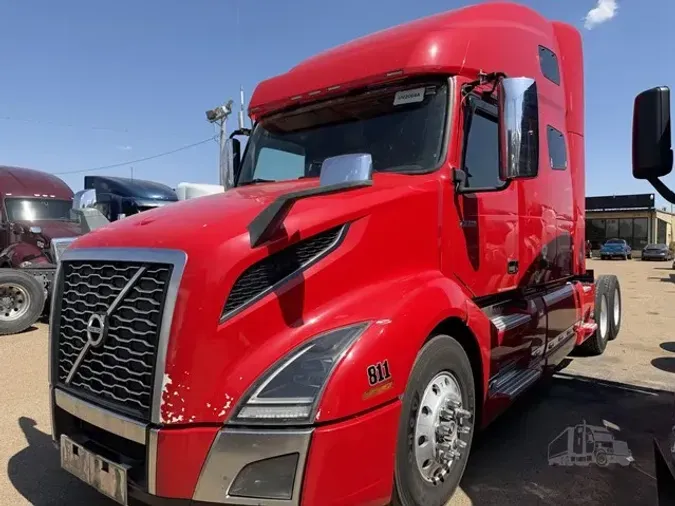 2019 VOLVO VNL64T760