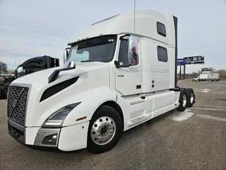 2021 VOLVO VNL64T860