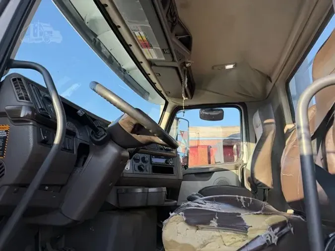 2017 VOLVO VNL64T3009227a4dc54d492a5314c4c4e2064c250