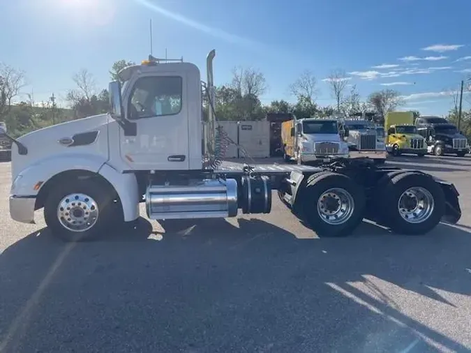 2020 Peterbilt 579