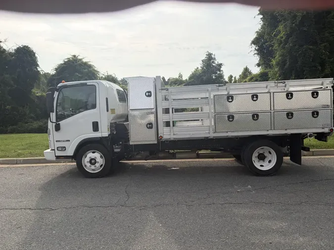 2024 Isuzu NPR-HD