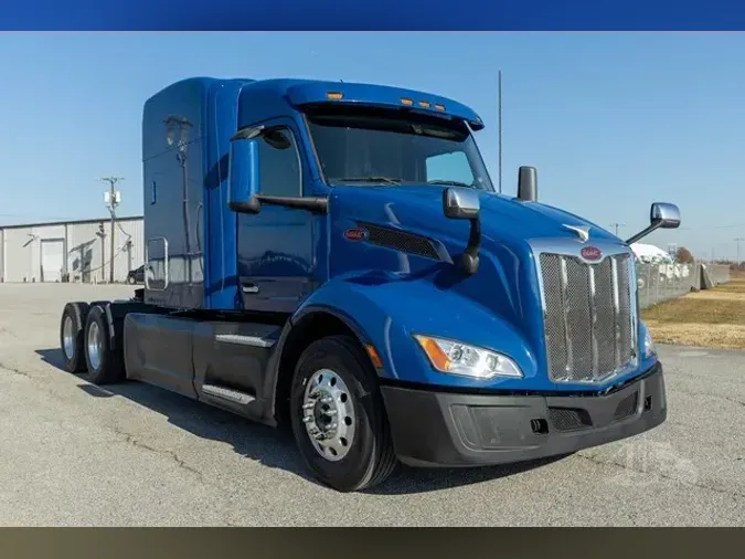 2022 PETERBILT 579