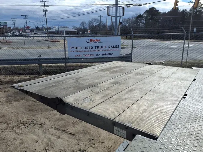 2019 NAVISTAR INTERNATIONAL 4300