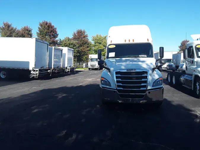 2020 FREIGHTLINER/MERCEDES NEW CASCADIA PX12664