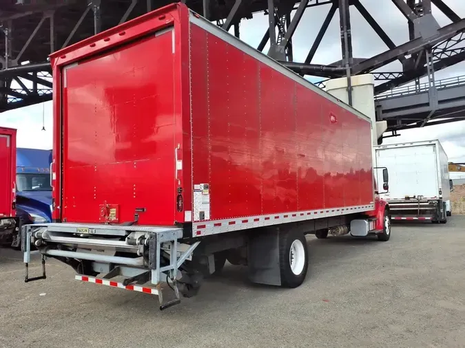 2019 FREIGHTLINER/MERCEDES M2 106