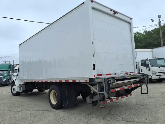 2019 FREIGHTLINER M2 106