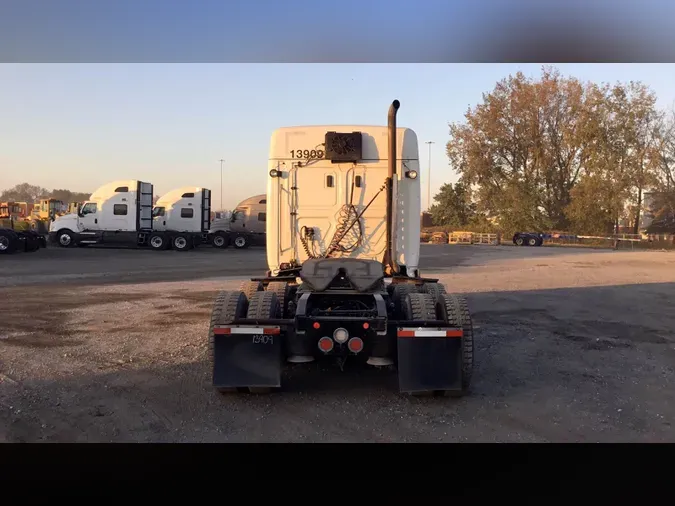 2022 Freightliner Cascadia 126