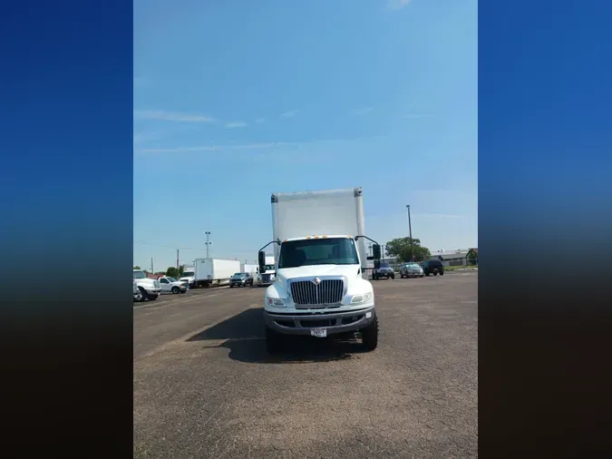 2020 NAVISTAR INTERNATIONAL MV607 (4X2)