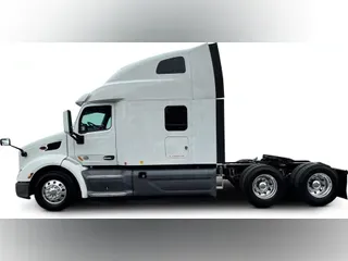 2021 Peterbilt 579