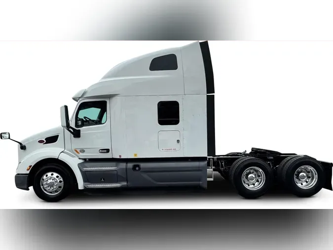 2021 Peterbilt 57992487fc2b5da5428f7fa36e46bb5e2dd