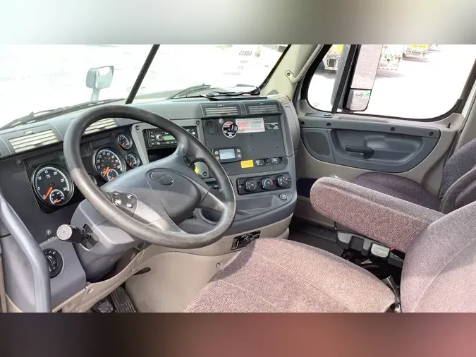 2019 Freightliner Cascadia 125