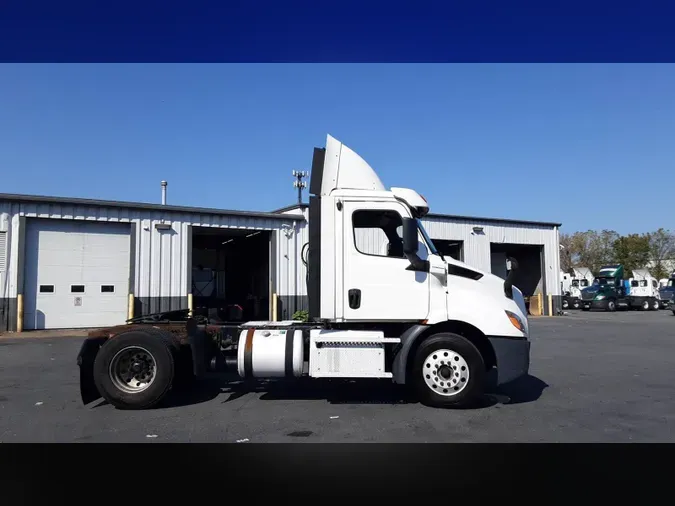 2018 Freightliner Cascadia 126924bbc4aa1d4de58bf8ed437ca23f552
