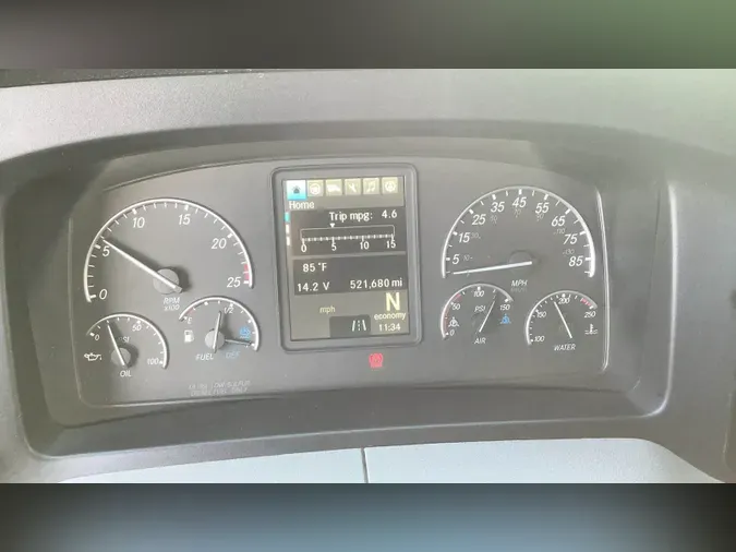 2020 Freightliner Cascadia 126