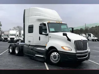 2022 INT LT625 6x4