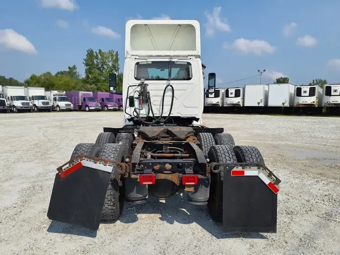 2019 NAVISTAR INTERNATIONAL LT625 DAYCAB T/A