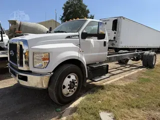 2022 FORD F750 SD