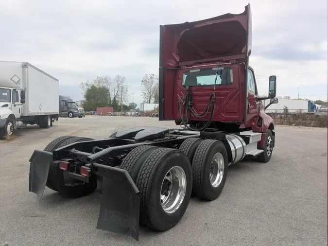 2021 International LT625