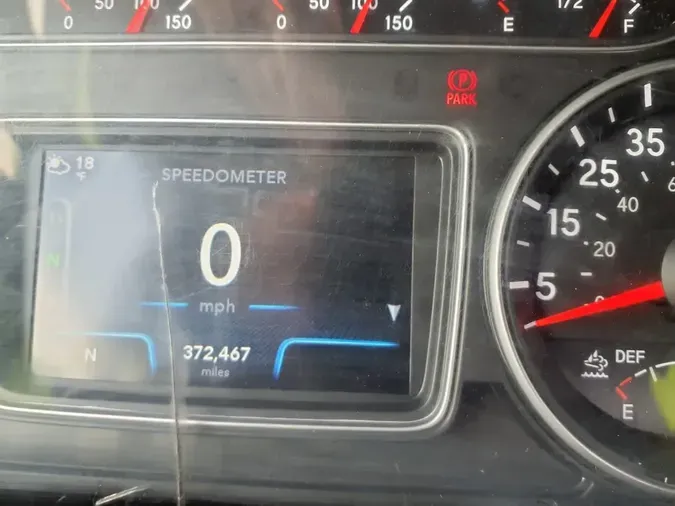 2019 NAVISTAR INTERNATIONAL LT625 DAYCAB T/A925f167ec8cdc61d75cf58e672ce893f