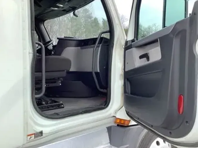 2019 Freightliner Cascadia