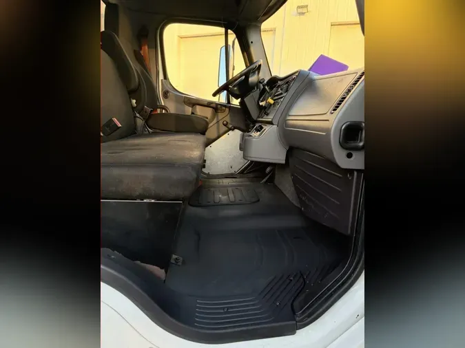 2016 FREIGHTLINER/MERCEDES M2 1069267f2f3d730d8b622d7dbfadd11caf4