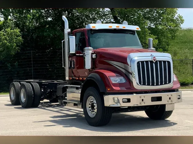 2025 INT HX520 6X4