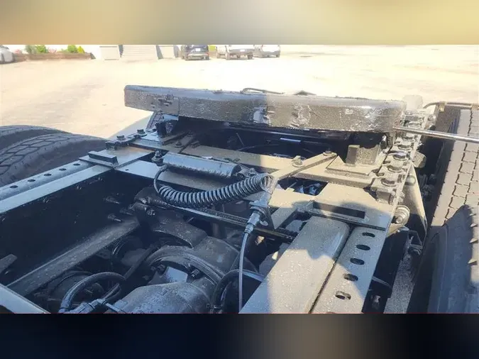 2018 INTERNATIONAL RH613