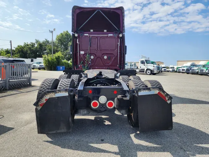 2018 FREIGHTLINER/MERCEDES CASCADIA 125