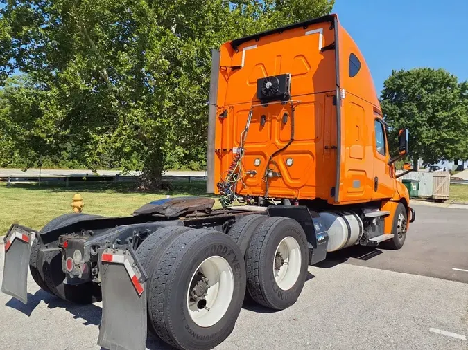 2019 FREIGHTLINER NEW CASCADIA PX12664