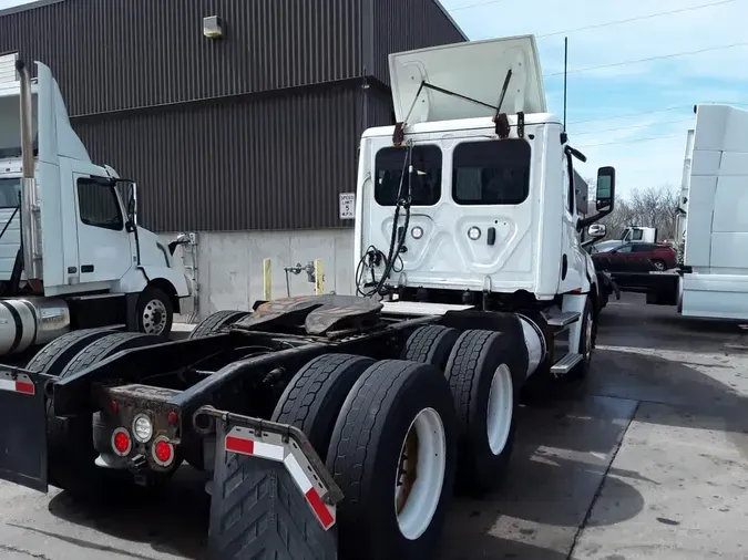 2019 FREIGHTLINER/MERCEDES NEW CASCADIA PX12664