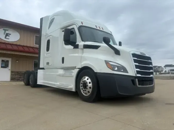 2020 Freightliner Cascadia 12692739c3dbd5a99d5a654b92dac7bdab9