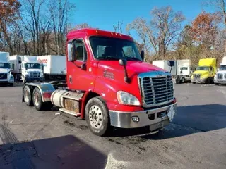 2018 Freightliner X11364ST