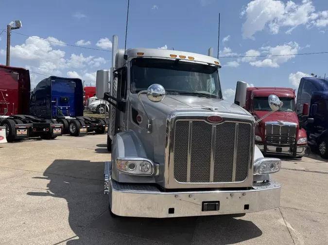 2021 Peterbilt 567