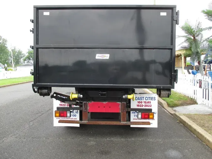 2019 ISUZU NRR