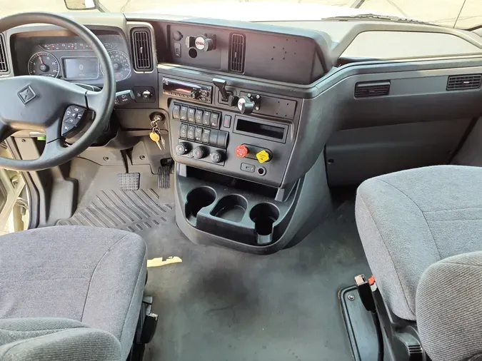 2019 NAVISTAR INTERNATIONAL LT625 SLPR CAB