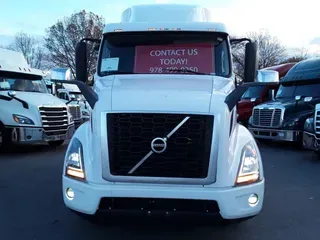 2020 VOLVO VNR64T-640