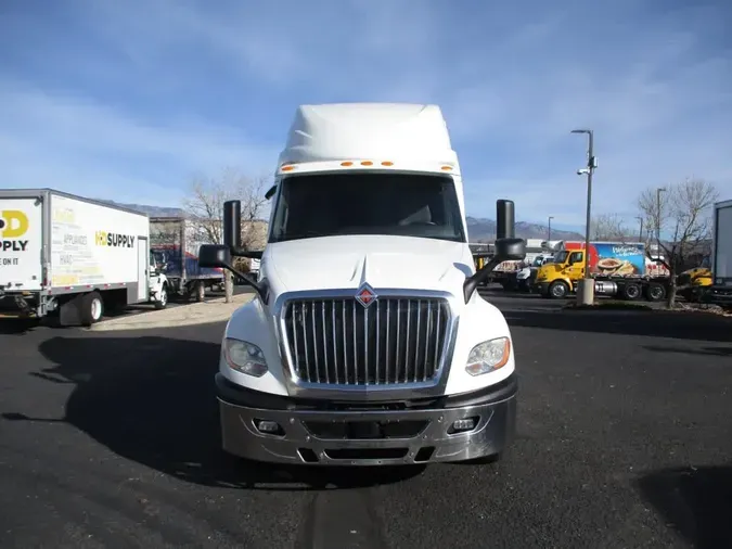 2020 NAVISTAR INTERNATIONAL LT625 SLPR CAB