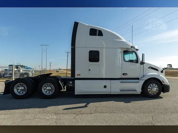 2022 PETERBILT 579