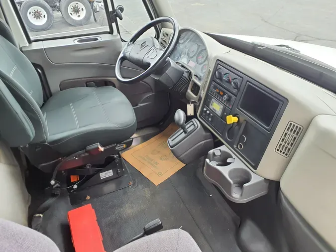 2019 NAVISTAR INTERNATIONAL 4300
