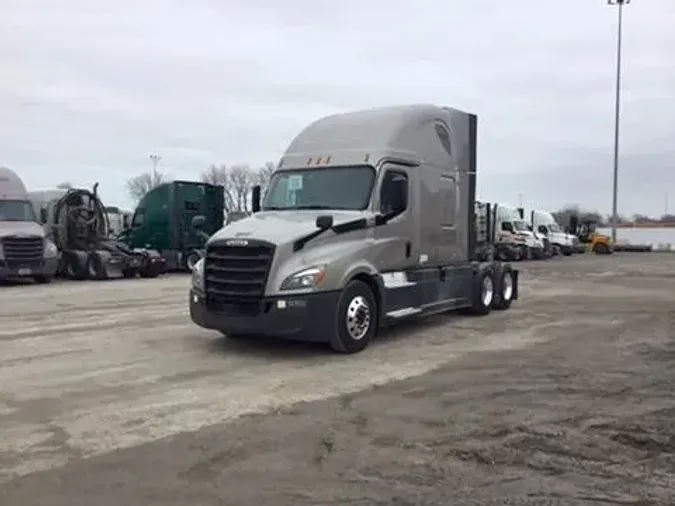 2020 Freightliner Cascadia