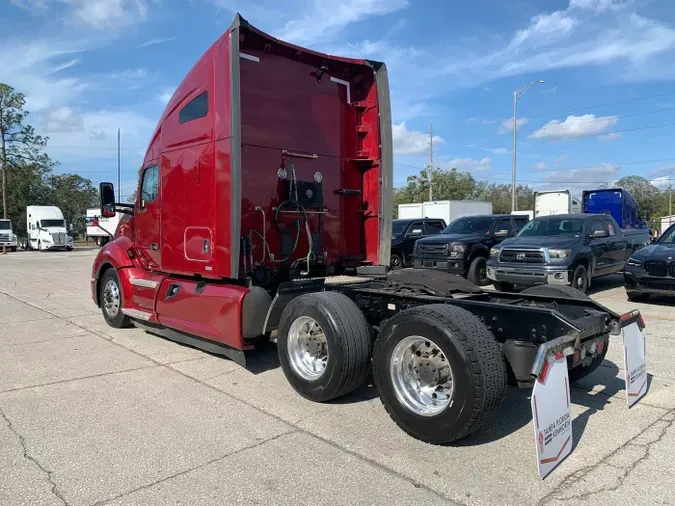 2020 Kenworth T680