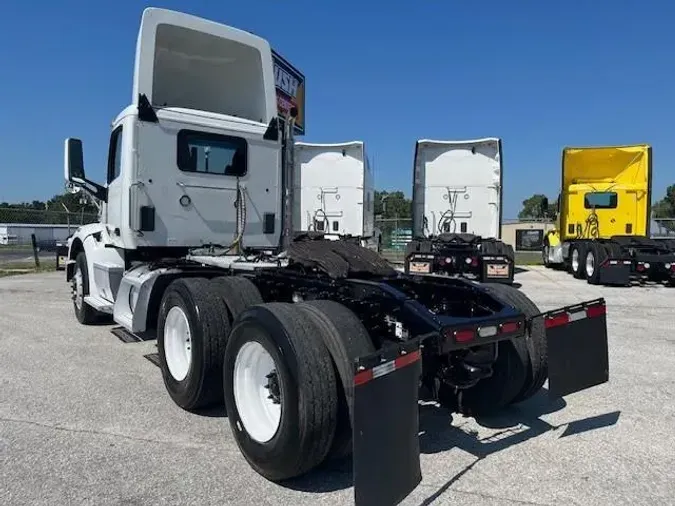 2020 Peterbilt 567